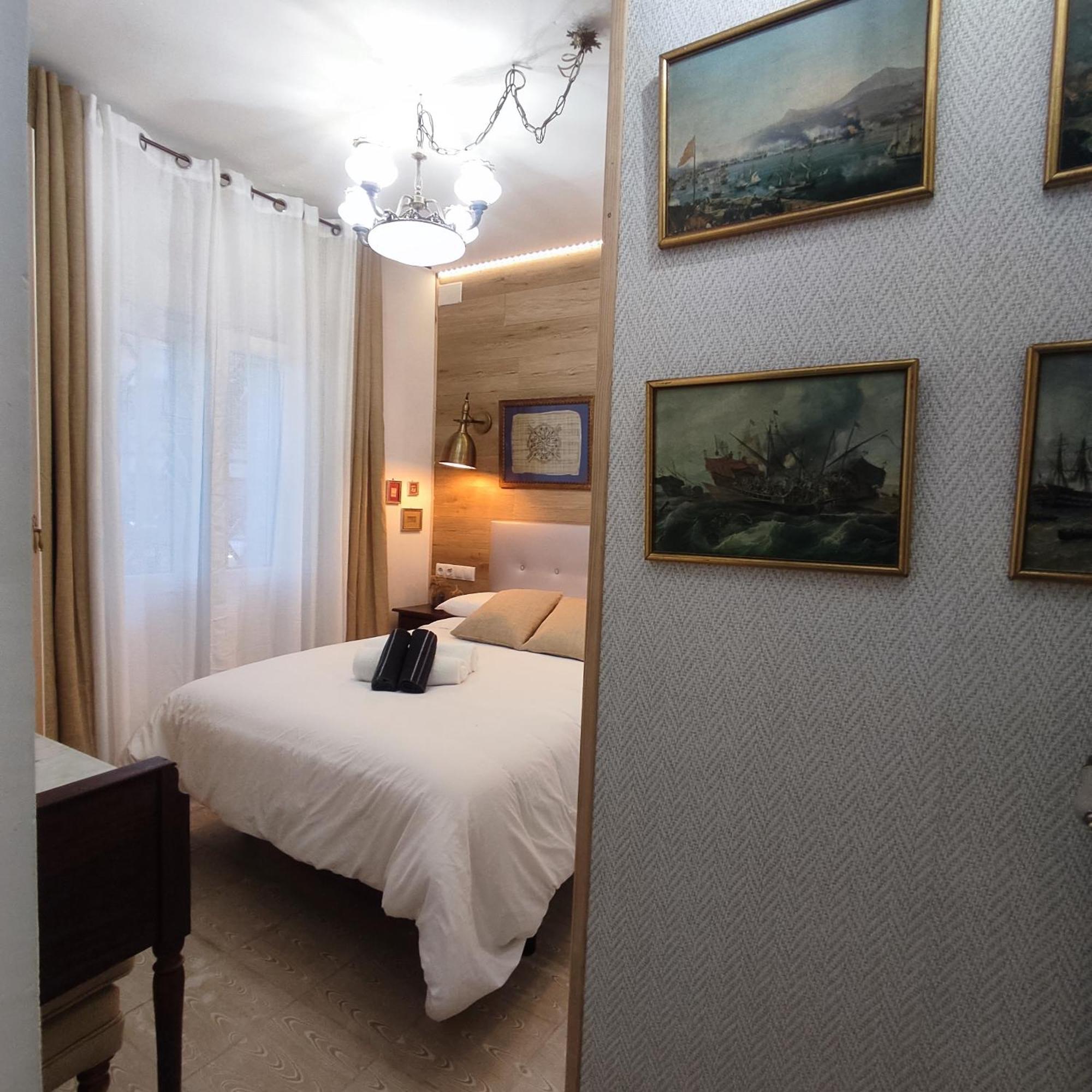 Studio Or Rooms With Private Bathroom Or Rooms With Shared Bathroom Barcelona Exterior photo